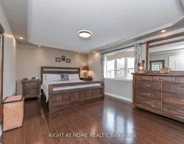 
407 Chantenay Dr Cooksville, Mississauga 3 beds 3 baths 1 garage $1.275M