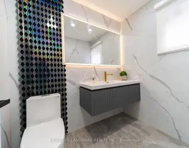 
2083 Grange Dr Cooksville, Mississauga 3 beds 3 baths 2 garage $1.3M