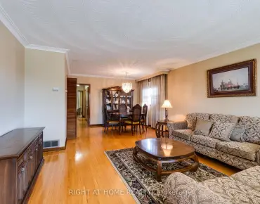 27 Bremen Ln Streetsville, Mississauga 4 beds 3 baths 1 garage $899.999K