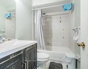 1409 Haig Blvd Lakeview, Mississauga 2 beds 2 baths 2 garage $2.7M