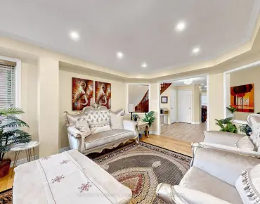 5467 Planters Wood Crt Central Erin Mills, Mississauga 4 beds 3 baths 2 garage $2.298M