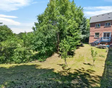 57 Gloxinia Cres L'Amoreaux, Toronto 5 beds 3 baths 2 garage $999K
