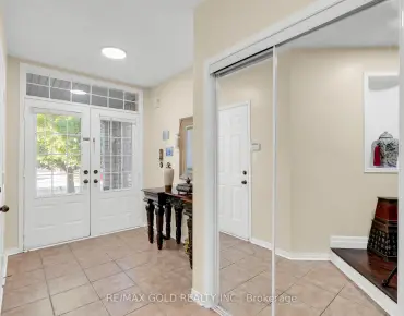 722 Nautalex Crt Clarkson, Mississauga 4 beds 4 baths 2 garage $3.29M