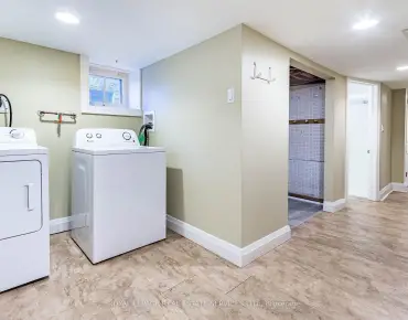 481A Oakwood Ave Oakwood Village, Toronto 3 beds 3 baths garage $699.9K