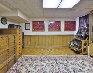 670 Meadow Wood Rd Clarkson - 5 beds 4 baths 2 parking space(s) listed at $3750000