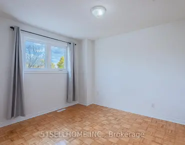 846 Savoy Cres Hurontario, Mississauga 3 beds 3 baths 2 garage $978K
