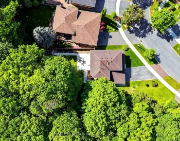 
4 Camor Crt Highland Creek, Toronto 4 beds 4 baths 2 garage $1.43M