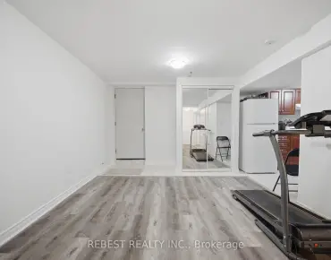
5235 HUNTINGFIELD Dr Hurontario, Mississauga 4 beds 4 baths 2 garage $1.38M
