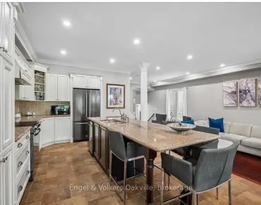 
983 Francine Cres East Credit, Mississauga 4 beds 4 baths 1 garage $998K
