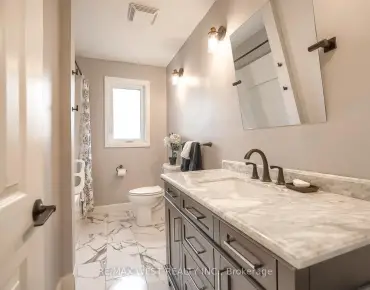 
106 Flora Dr Dorset Park, Toronto 5 beds 2 baths 1 garage $829K