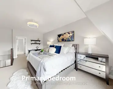 1830 Burnhamthorpe Rd E Applewood, Mississauga 3 beds 3 baths 2 garage $888.8K