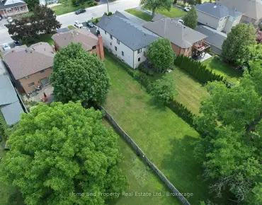 
Calverton  Mineola, Mississauga 3 beds 4 baths 2 garage $2.369M