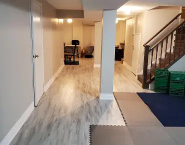 2776 Lindholm Cres Central Erin Mills, Mississauga 3 beds 3 baths 1 garage $995K