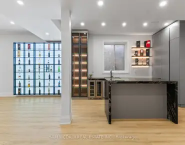 9 Earl St Streetsville, Mississauga 5 beds 8 baths 2 garage $3M