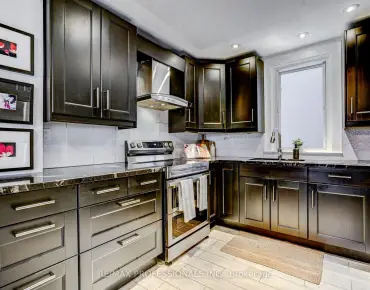 64 Clearbrooke Circ Rexdale-Kipling, Toronto 2 beds 2 baths garage $899K