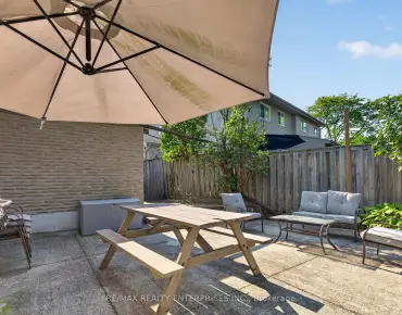 667 Green Meadow Cres Mississauga Valleys, Mississauga 3 beds 1 baths 1 garage $799K