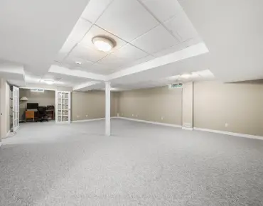 
Lundene Rd Clarkson, Mississauga 4 beds 2 baths  garage $794.9K