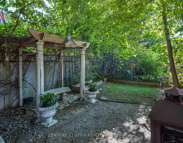 102 Red River Cres Rouge E11, Toronto 3 beds 2 baths 1 garage $735K