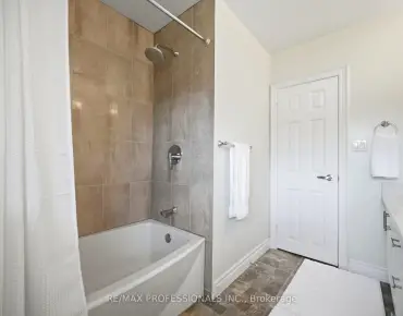 102 Red River Cres Rouge E11, Toronto 3 beds 2 baths 1 garage $735K