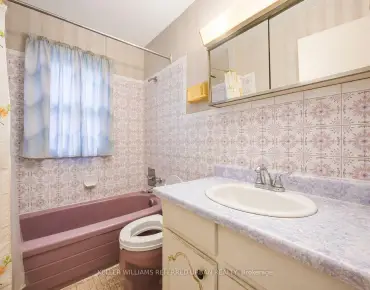 
20 Linthurst Ave Downsview-Roding-CFB, Toronto 3 beds 2 baths 1 garage $1.049M