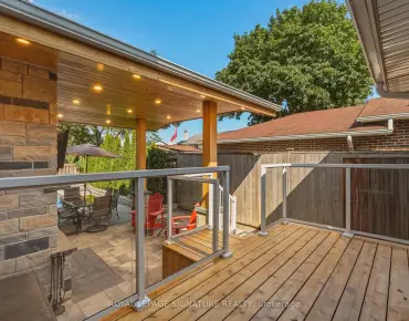 
Thorn Lodge  Sheridan, Mississauga 4 beds 4 baths 2 garage $1.4M