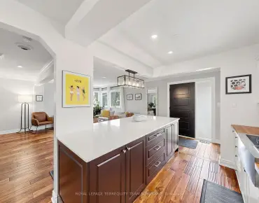 279 Birkdale Rd Bendale, Toronto 3 beds 3 baths 1 garage $1.079M
