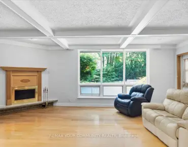 Cortina Cres Hurontario, Mississauga 4 beds 4 baths 1 garage $1.025M