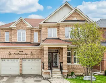 
3321 Raindance Cres Lisgar, Mississauga 3 beds 4 baths 1 garage $899.9K