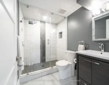 
1602 Lincolnshire Blvd Lakeview, Mississauga 3 beds 2 baths 1 garage $1.6M