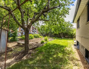 155 Earlsdale Ave Oakwood Village, Toronto 3 beds 1 baths  garage $899K