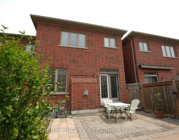 
3706 Forest Bluff Cres Lisgar, Mississauga 4 beds 4 baths 2 garage $998.9K