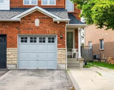
941 Stainton Dr Erindale, Mississauga 3 beds 2 baths 1 garage $935K