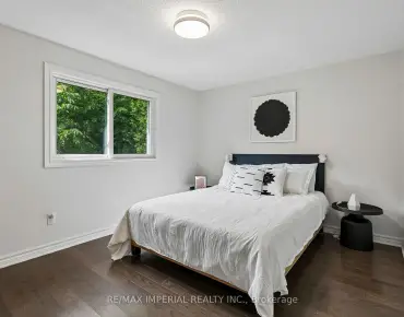 
3686 St. Laurent Crt Erin Mills, Mississauga 4 beds 4 baths 2 garage $1.699M