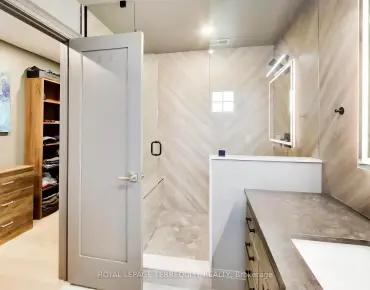 86 Bow River Cres Streetsville, Mississauga 3 beds 2 baths 1 garage $897K