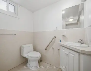 
46 Madawaska Ave <a href='https://luckyalan.com/community.php?community=Toronto:Newtonbrook East'>Newtonbrook East, Toronto</a> 3 beds 2 baths  garage $1.04M
