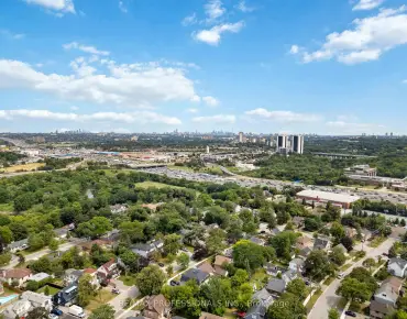 
46 Madawaska Ave <a href='https://luckyalan.com/community.php?community=Toronto:Newtonbrook East'>Newtonbrook East, Toronto</a> 3 beds 2 baths  garage $1.04M