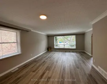 
4 Treerun Ave Steeles, Toronto 4 beds 3 baths 2 garage $1.188M