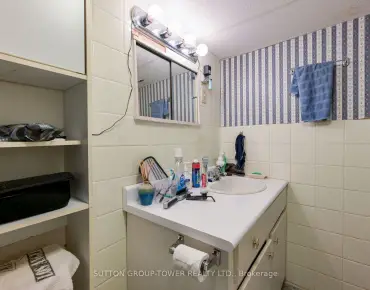 4 Gatesgill Cres Downsview-Roding-CFB, Toronto 3 beds 2 baths 2 garage $1.079M
