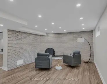 4 Gatesgill Cres Downsview-Roding-CFB, Toronto 3 beds 2 baths 2 garage $1.079M