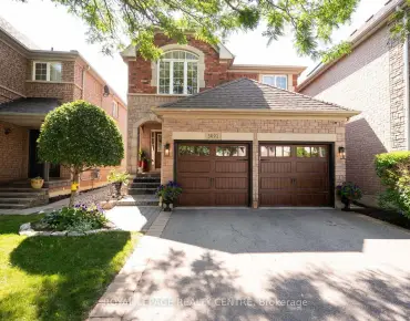 102 Salina St Streetsville, Mississauga 3 beds 4 baths 1 garage $1.11M