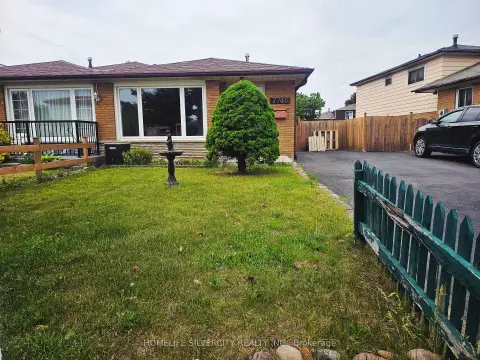 Mississauga Malton community 7746 Redstone Rd For Sale
