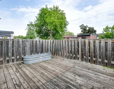 61 Castleton Ave Rockcliffe-Smythe - 2 beds 2 baths parking space(s) listed at $799990