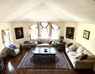 2326 Yorktown Circ Central Erin Mills, Mississauga 3 beds 4 baths 2 garage $1.36M
