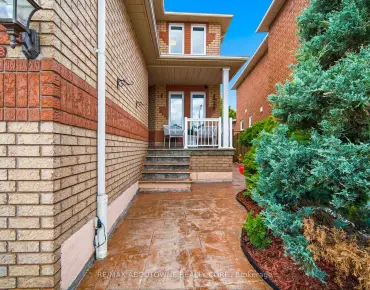 5184 Red Brush Dr Hurontario, Mississauga 3 beds 3 baths 2 garage $1.06M