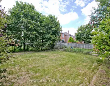 Sandgate Cres Clarkson, Mississauga 2 beds 2 baths garage $869K