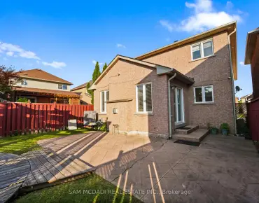 2571 Trident Ave Cooksville, Mississauga 4 beds 2 baths 1 garage $859.9K