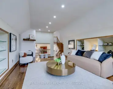 
1451 Ravensmoor Cres East Credit, Mississauga 3 beds 3 baths 2 garage $1.498M