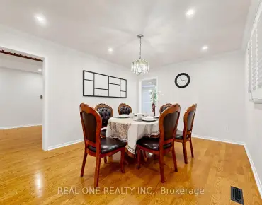 6781 Gracefield Dr Lisgar, Mississauga 4 beds 5 baths 2 garage $1.35M