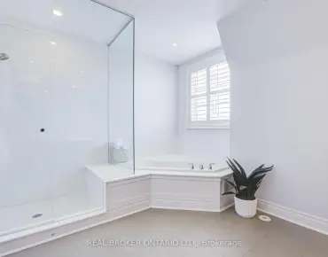 47 Glenmore Rd Woodbine Corridor, Toronto 3 beds 3 baths garage $1.15M