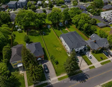 
5235 HUNTINGFIELD Dr Hurontario, Mississauga 4 beds 4 baths 2 garage $1.38M